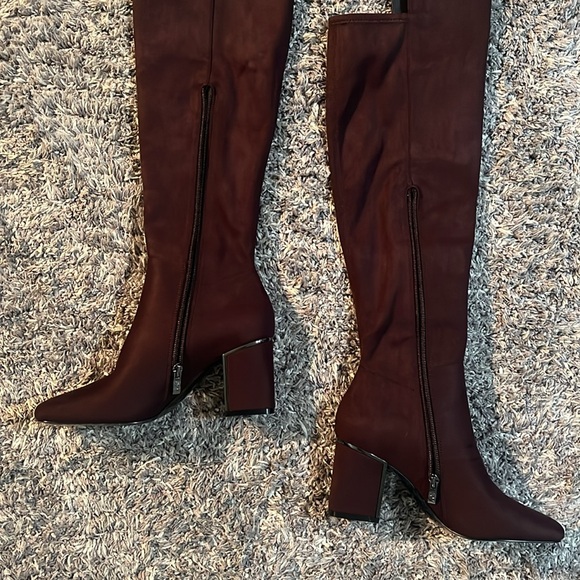 DKNY CHOCOLATE BROWN OVER THE KNEE BOOT - NEW - Picture 9 of 13